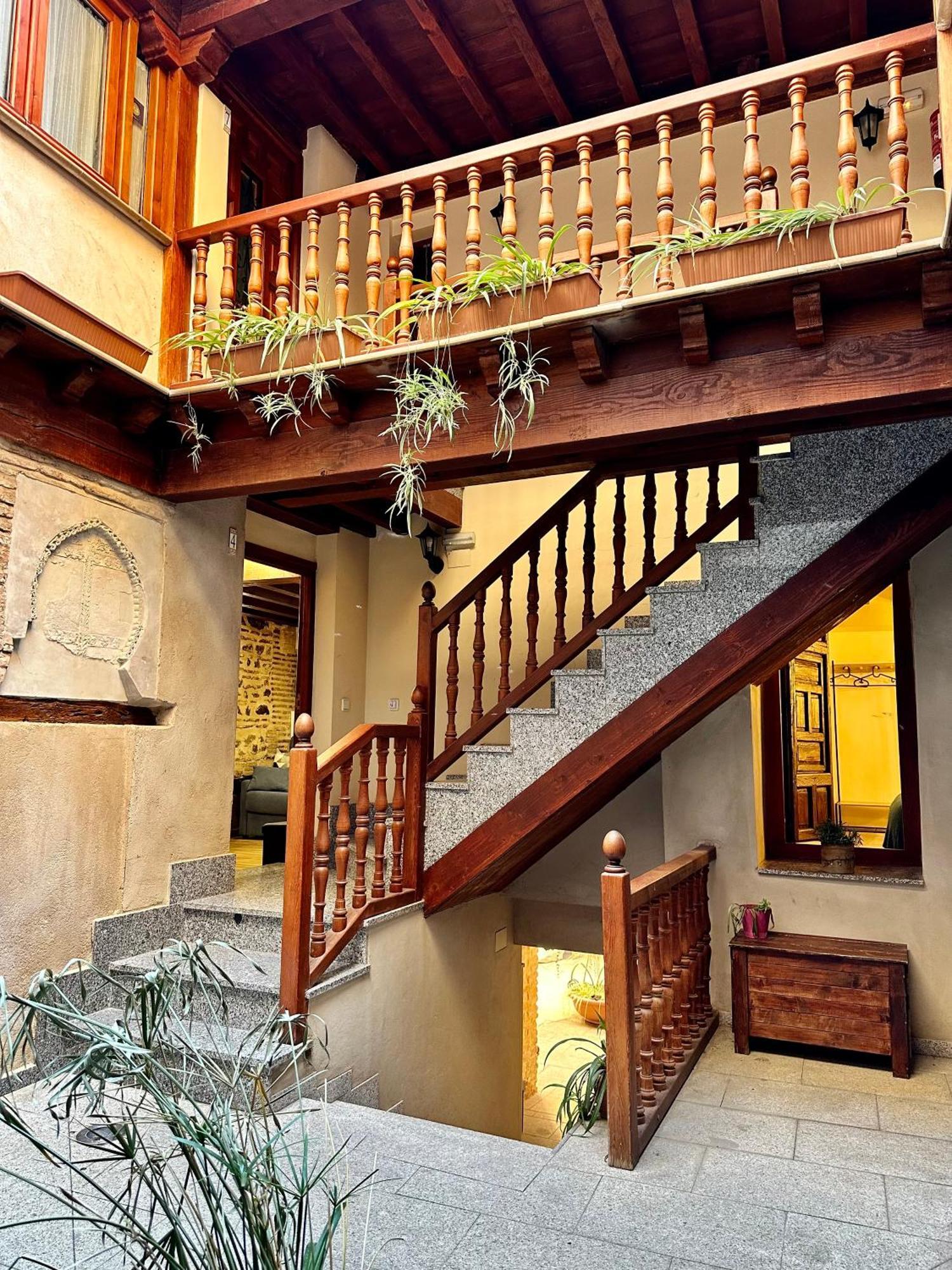 Apartamento Canonigo - Terraza Con Vistas Toledo Dış mekan fotoğraf