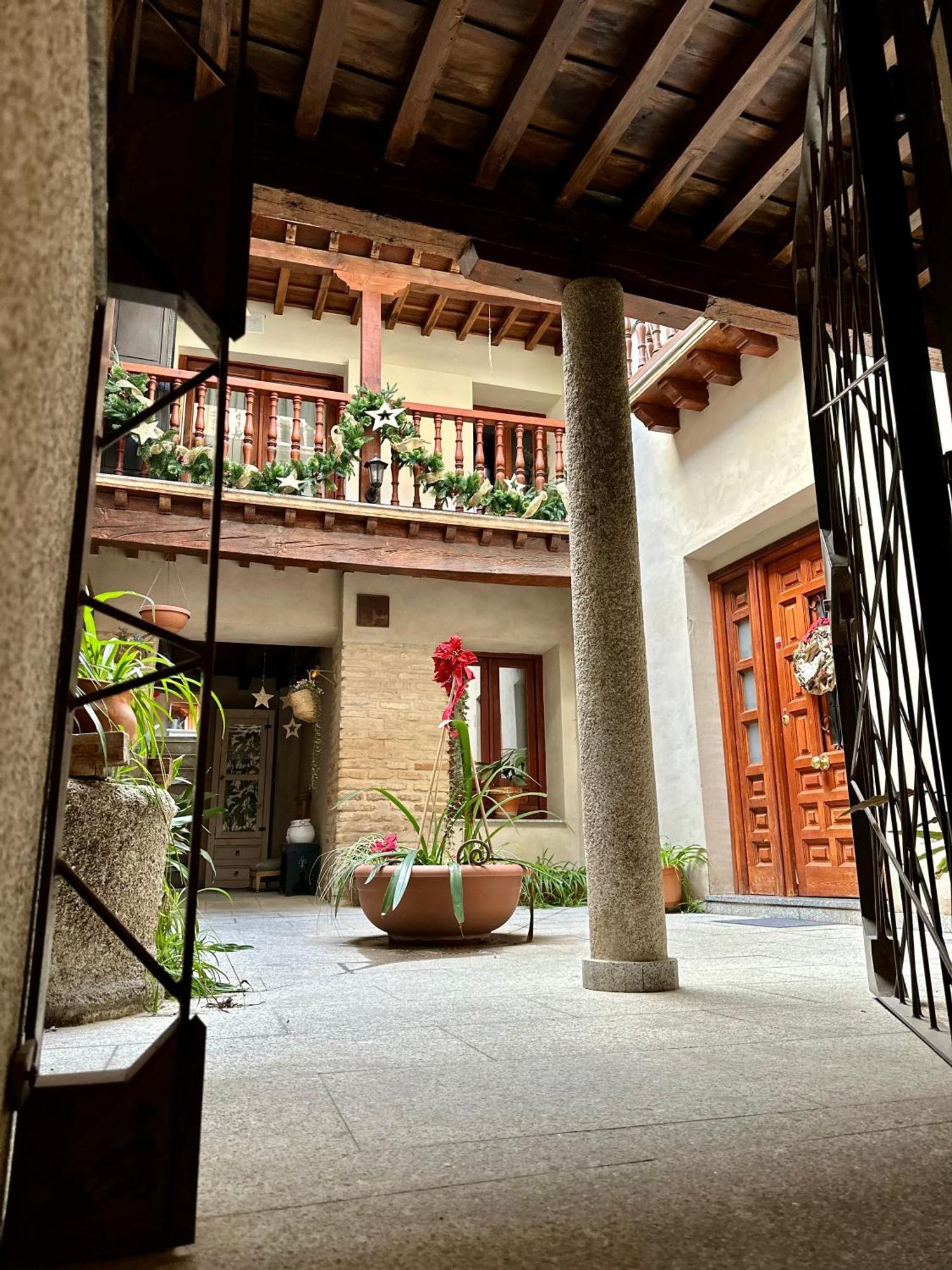 Apartamento Canonigo - Terraza Con Vistas Toledo Dış mekan fotoğraf